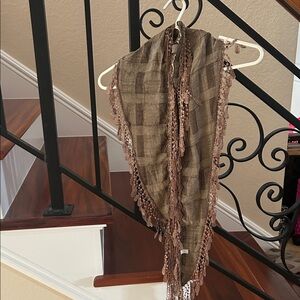 Source Unknown Brown Plaid Scarf with Fringe